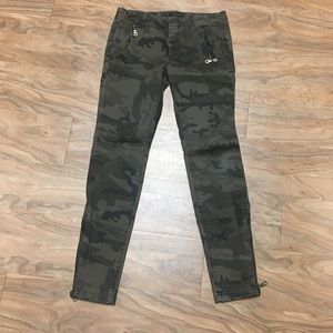 Zara skinny fit camouflage pants
